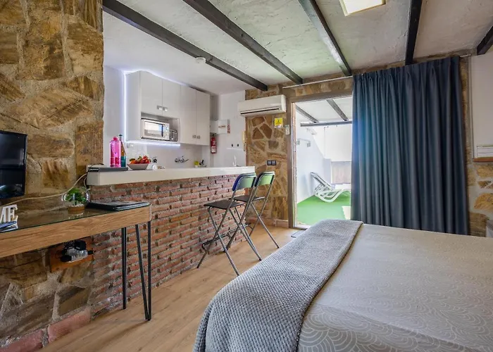 Апартаменты Sunny Нерха